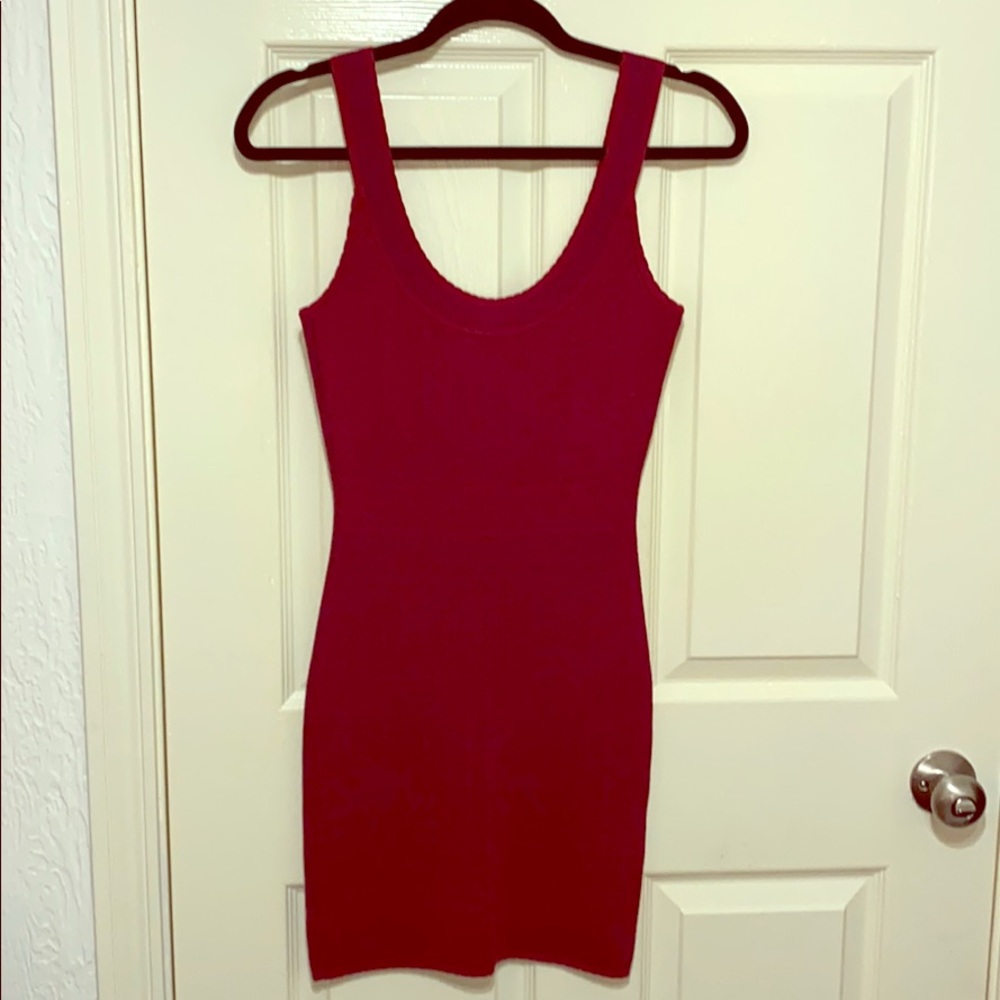 Red (maroon) short sleeve bandage dress